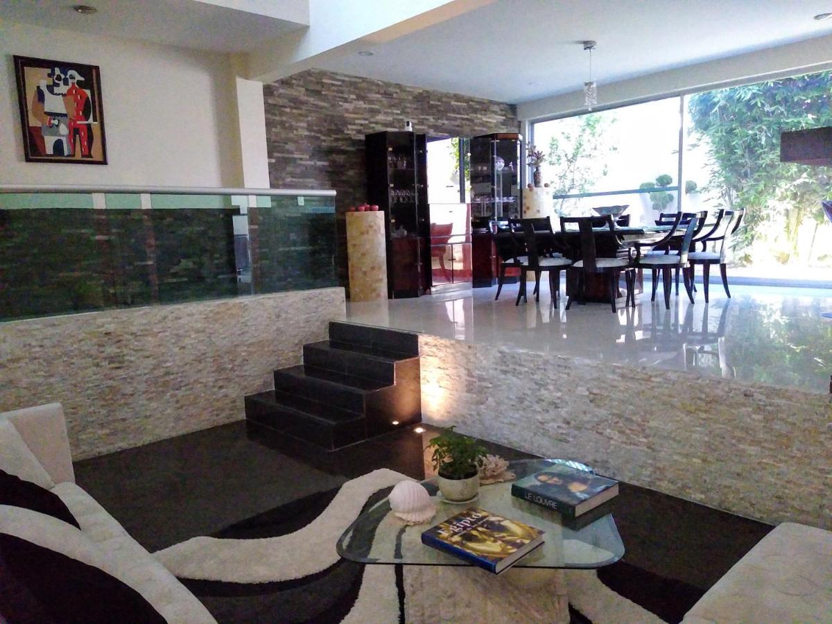 Habitacion Matrimonial Con Cama Y Sofa Para Cuatro Personas Tlaxcalancingo Экстерьер фото